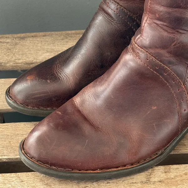 Born Poly Tall Heeled Distressed‎ Riding Boots 7.5 - Image 3