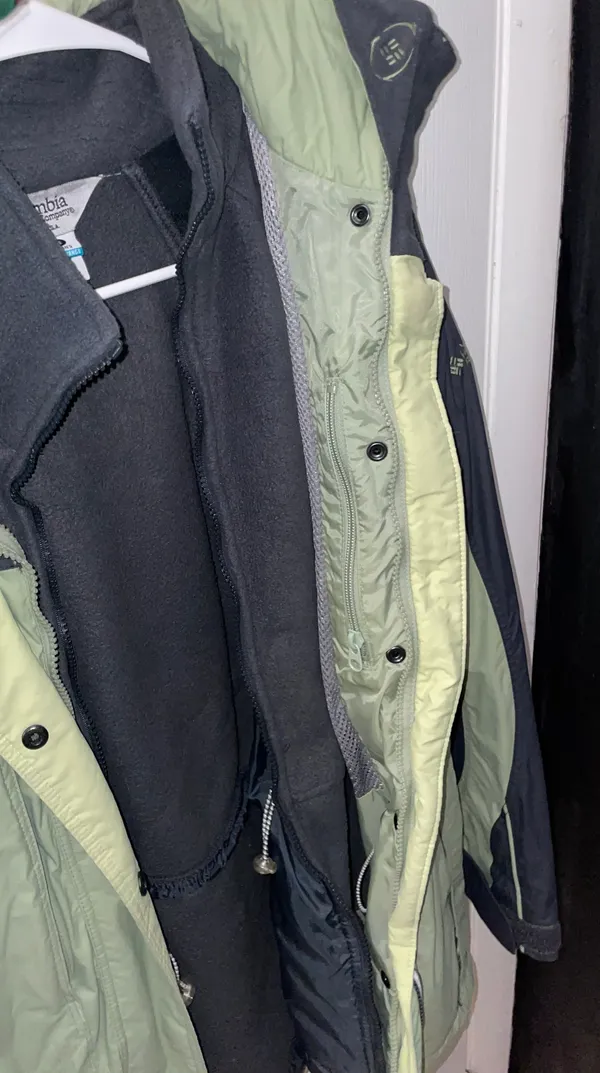 Ski Jacket - Image 11