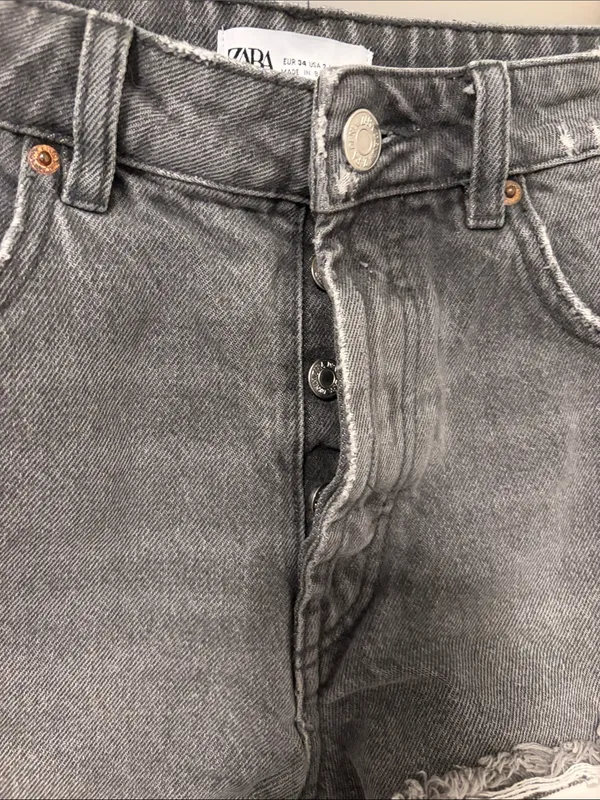 Zara Gray Jean Denim Shorts Size 2 - Image 3