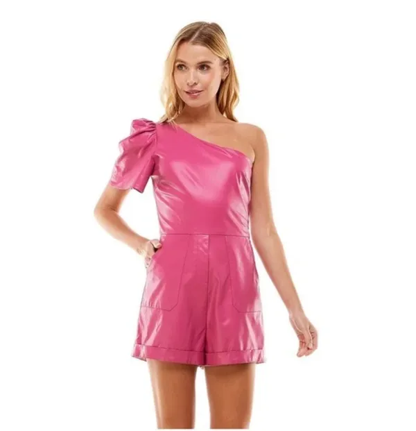 Med TCEC burgundy faux leather one-shoulder short puff sleeve short romper - Image 3