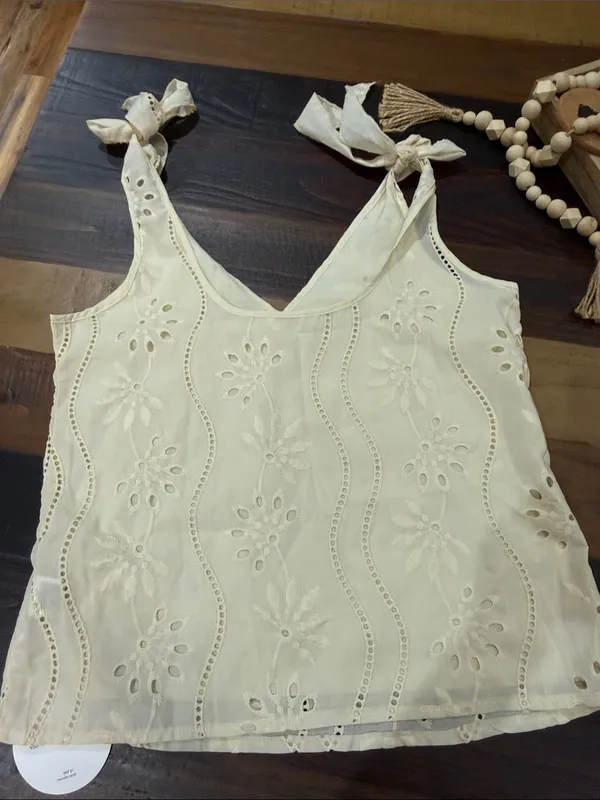 Sleeveless Top Medium - Image 4