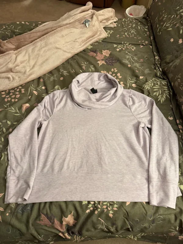 Yogalicious Lavender Sweatshirt - Image 3