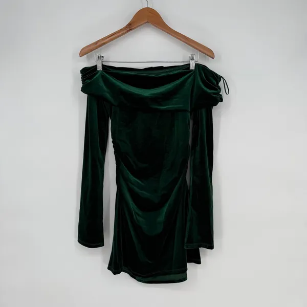 Lulus Nia Emerald Velvet Off-The-Shoulder‎ Mini Dress Size M - Image 2