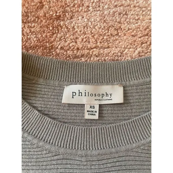 Batwing Philosophy Womens sweater Zip Sleeves Cozy fawn color Size XS - Image 2