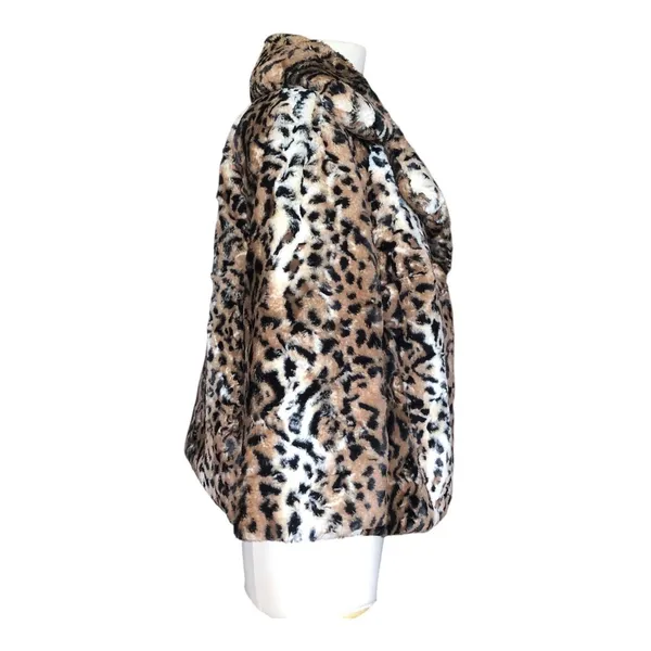 Chaus Leopard Faux Fur Coat Women’s Medium Animal Print Snap Front Jacket - Image 4