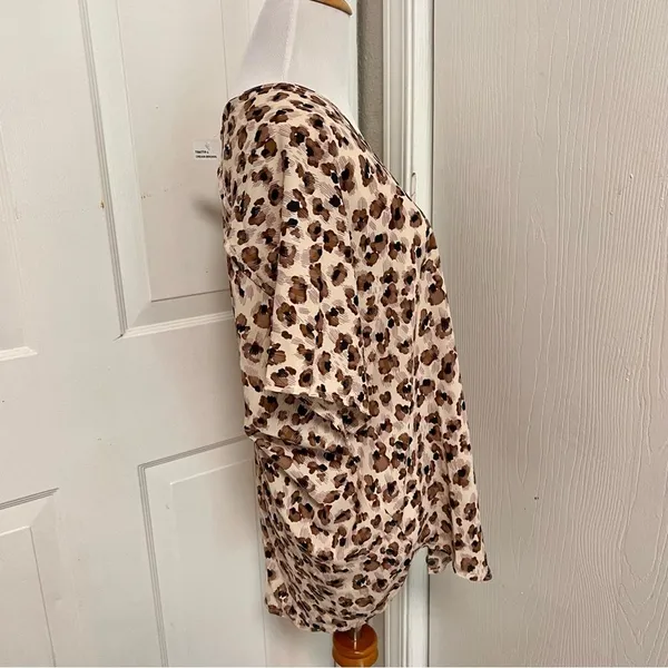 Lush Leopard Blouse D4* - Image 3