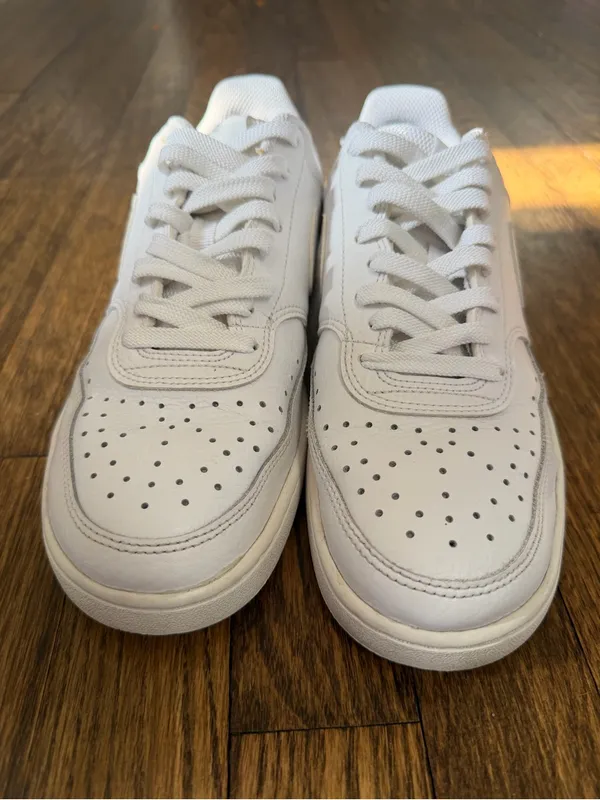 Nike Court Vision Low Triple White Women's Size 8.5 CD5434-100 - Image 2