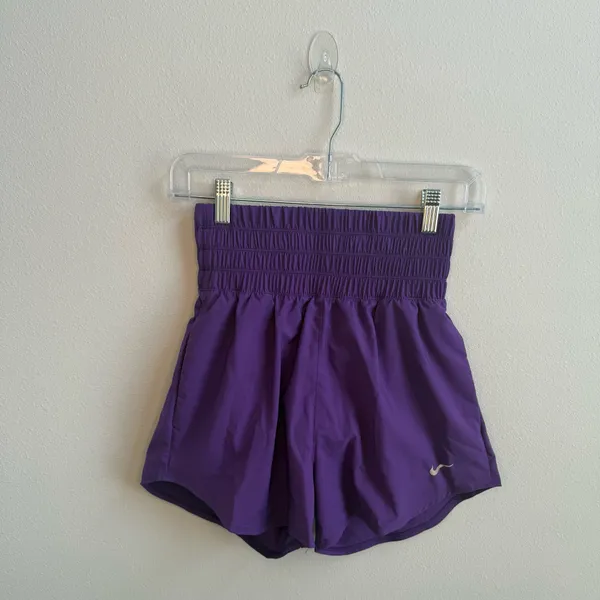 Nike High-Waisted Dri-FIT Shorts 3" Brief Lined - Image 2