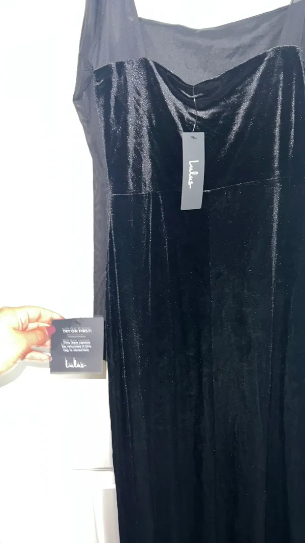 Black Velvet Dress Lulus - Image 5