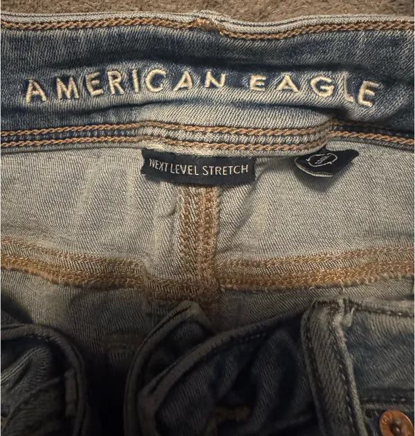 American Eagle Jeans - Image 4