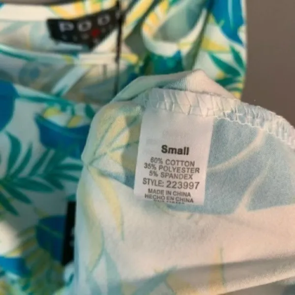 NWT Poof! Women's Juniors Size Small Tank Top White Tropical Floral Blue Green - Image 6