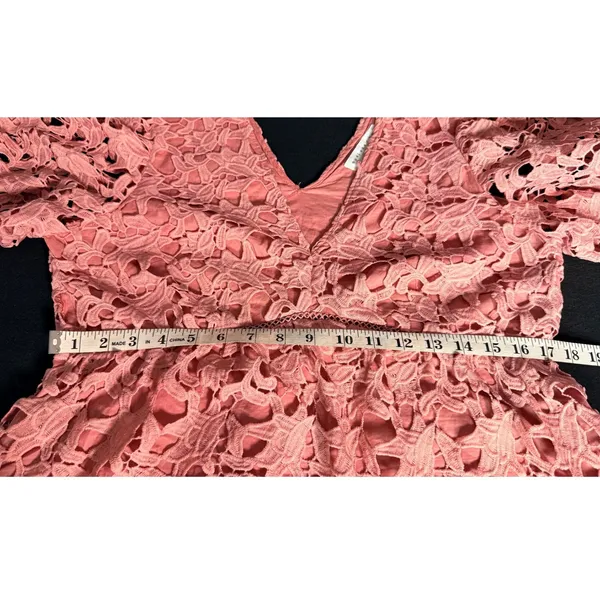 Endless Rose Womens L Coral Floral Lace Peplum Blouse V Neck Puff Sleeve Lined - Image 10