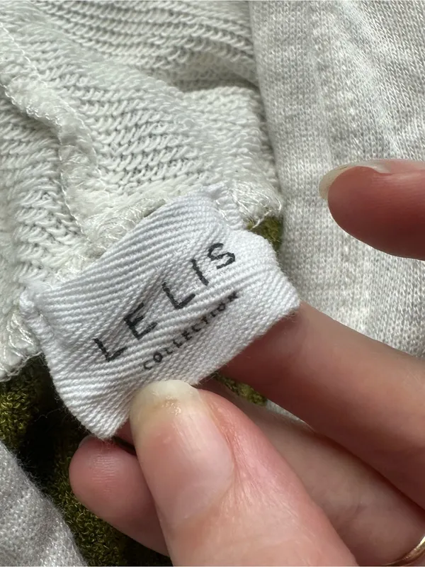Le Lis Colorblock Cropped Hoodie - White, Olive & Plum - Image 5