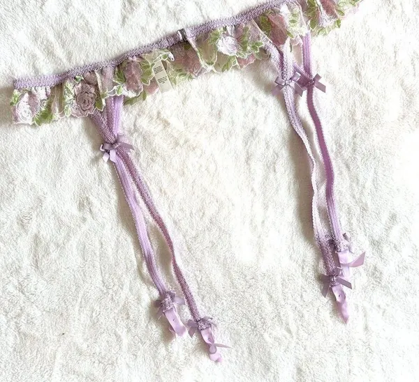 NWOT For Love & Lemons Lilac Rose Lace Hook Garter Belt - Large - Image 6