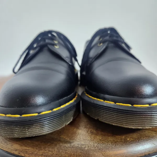 Dr. Martens 14046 Black Vegan Leather Lace Up 3-Eye Oxfords Men 7 Women 8 EU 39 - Image 2