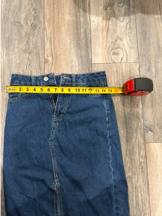 Boutique Denim Skirt - Image 6