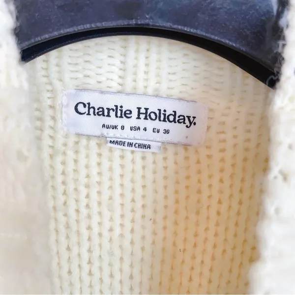 Charlie Holiday Pullover Casual Cream Cable Knit Sweater Size 4 - Image 4