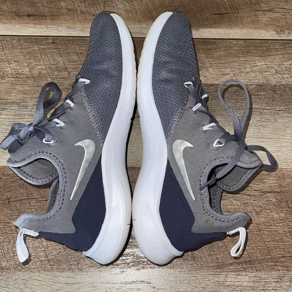 Nike Womens Free TR Gunsmoke Low Top Running Tennis Sneaker Shoes Gray White Siz - Image 5