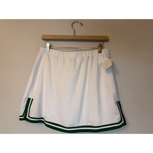 nanette lepore play white Athletic skort green trim Tennis Skort Sz M NWT - Image 9
