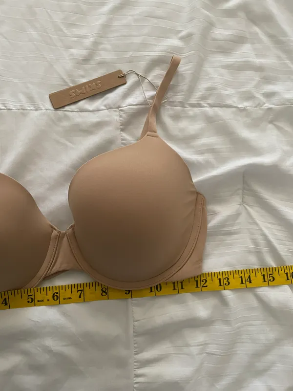 SKIMS fits everybody tshirt demi bra - Image 5