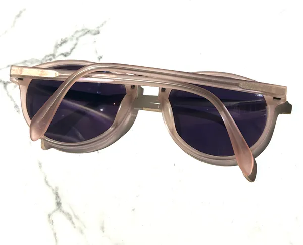Mauve Pink Polarized Round Sunglasses - Image 2