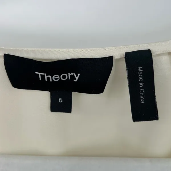Theory Revolve Ivory Soft Satin LS Twist Blouse V-Neck‎ Long Sleeve Top Size 6 - Image 4
