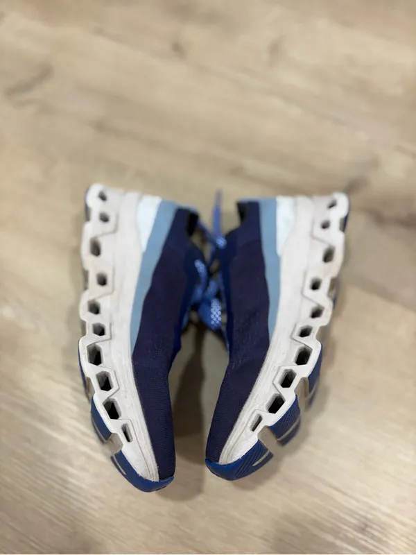 On Cloud Cloudmonster Running Shoes Size 7.5 Blue - Image 11