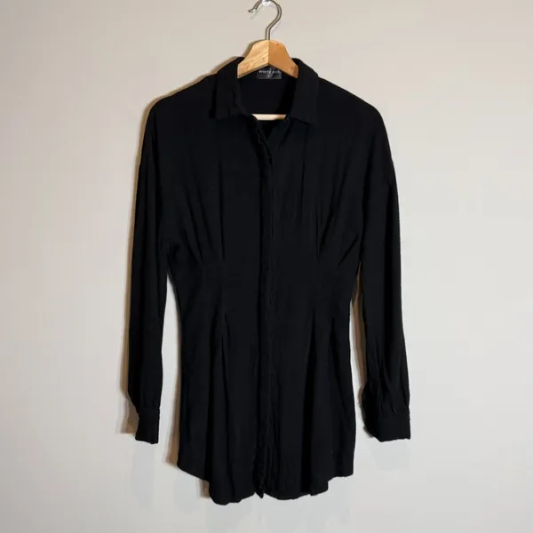 White Fox Feels Like A Holiday Shirt Dress Womens Small Black Micro Mini Pleated - Image 5