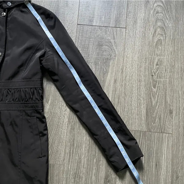 Guess women’s Black Small Coat - Image 8