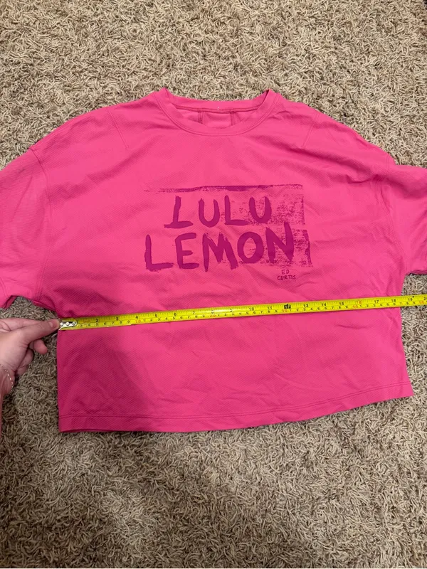 lululemon athletica Bold Pink Graphic Crop Tee - Image 4