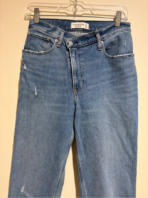 Abercrombie & Fitch The ‘90s Straight Ultra High Rise Jean Crossover Waist 26/2 - Image 2