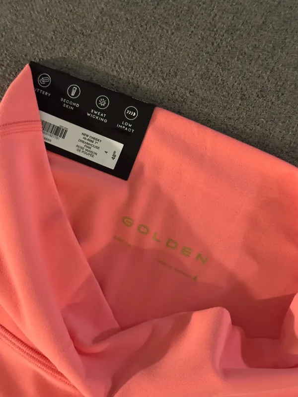 Aritzia Biker Shorts - Image 3