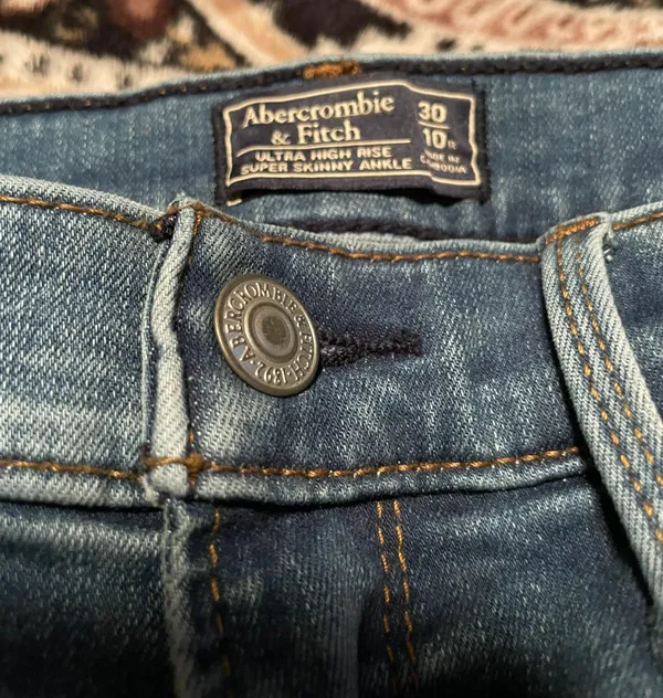 Abercrombie Ultra High Rise Super Skinny Ankle Jeans - Image 9