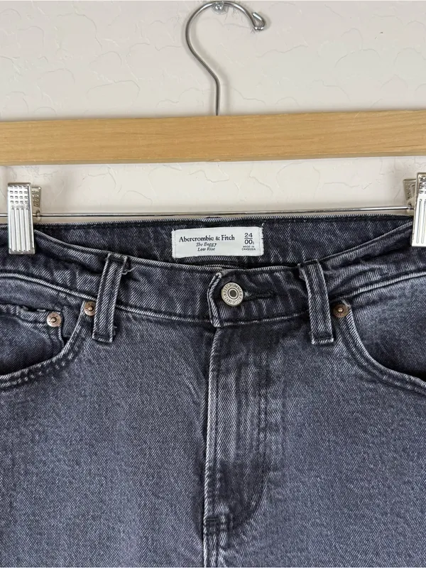Abercrombie & Fitch The Baggy Low Rise Jean Short Faded Black Raw Hem - Image 6