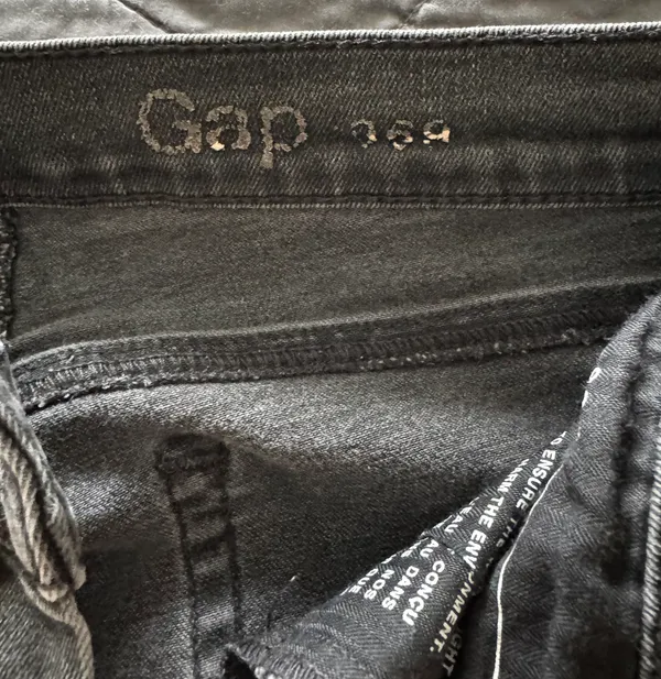Gap Straight Leg Jeans - Image 4