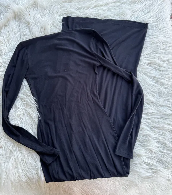 Skims Soft Lounge Petite Long Sleeve Dress Onyx Size Medium - Image 4