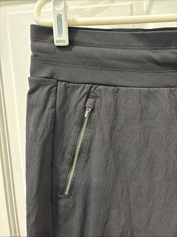 Athleta Women’s Trekkie North Joggers Size 14 Black Nylon Workout Hiking Outdoor - Image 10