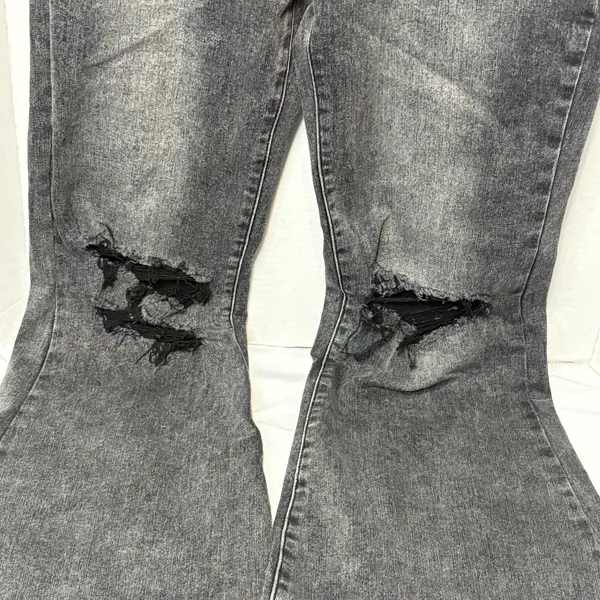 Risen Women's High Rise Distressed Raw Hem Flare Jeans 32/15 NWT - Image 3