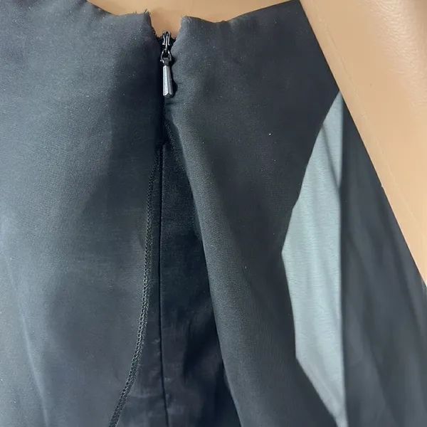 Cache One-Shoulder Black Cocktail Dress with Floral Shoulder Detail - Image 4