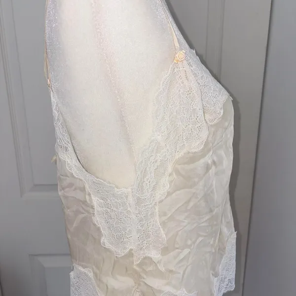 Skims Cream Silk Lace Cami Top Size M - Image 4
