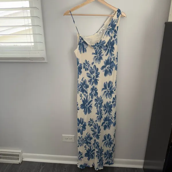 Reformation Large Chandelier Floral Midi Dress Celestia Blue Floral‎ Ivory - Image 2