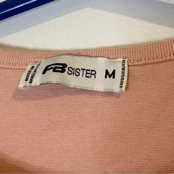 Crop Top Pink Size M - Image 4