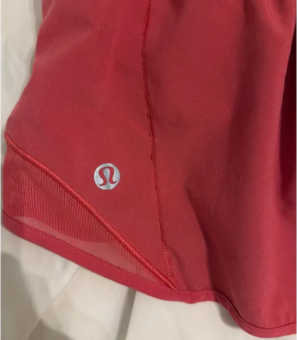 Dark pink Lululemon hottie hots 2.5” - Image 4