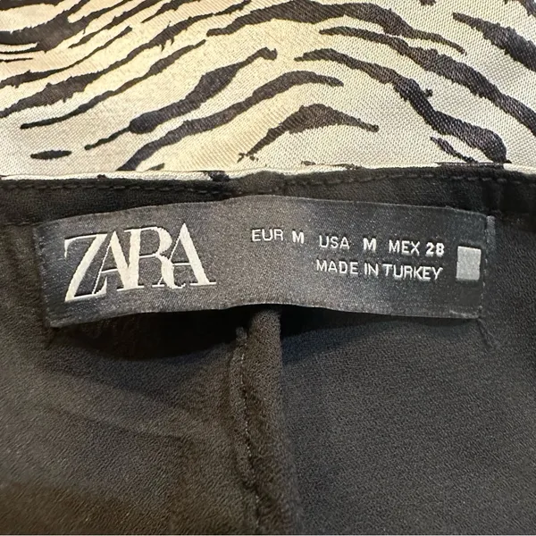ZARA Womens Zebra Print Satin Mid-Rise Mini Skort Size M Black and White - Image 9