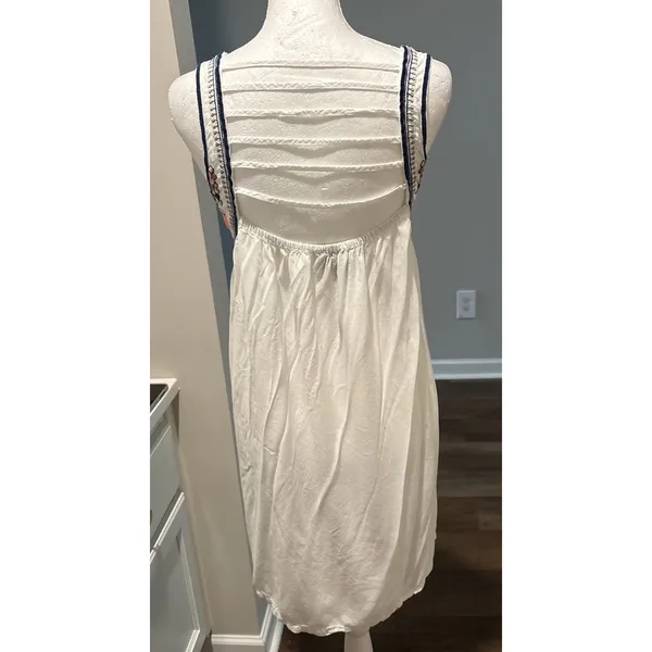 Forcynthia Beachwear White Embroidered Boho Cover Up Dress Rayon Medium - Image 4