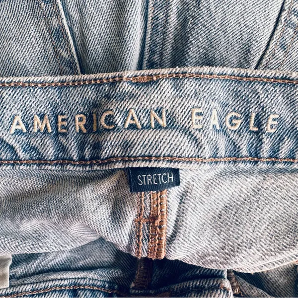 American Eagle Outfitters Light Blue Denim Frayed Hem Women's Shorts - Image 9