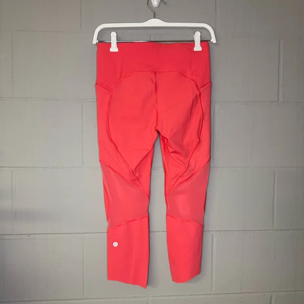 Lululemon On Pace Crop *21" in Glossy Women’s Size 6 Athletic Leggings - Image 8