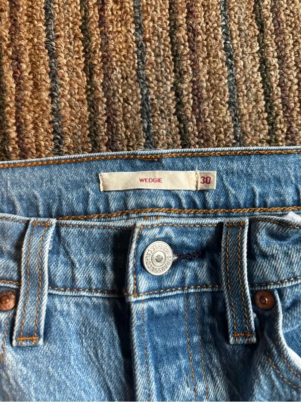 Levi’s wedgie Jeans - Image 2
