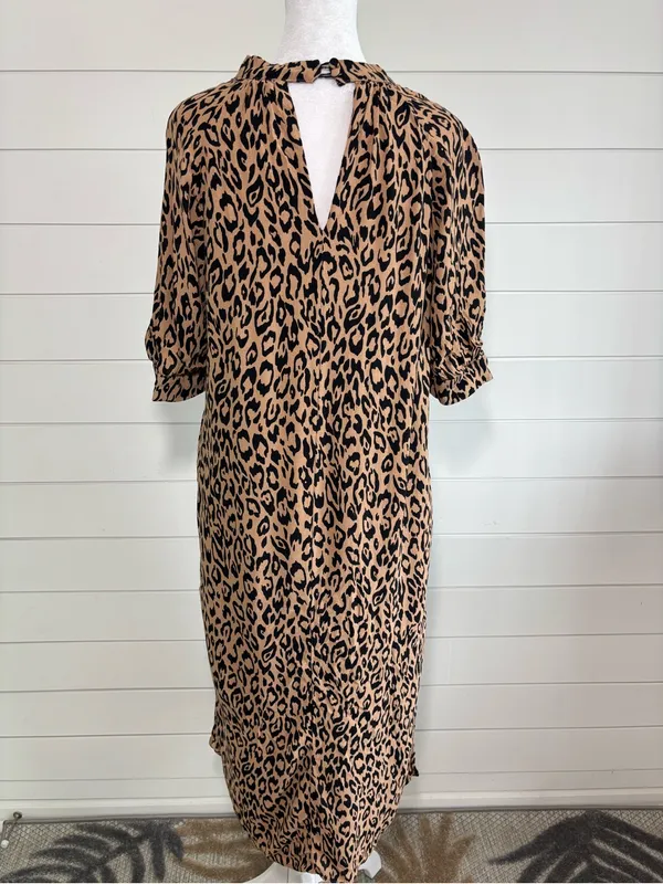 Anthropologie Mackenzie Leopard Print Dress Short Sleeve Midi Mock Neck Size L - Image 5