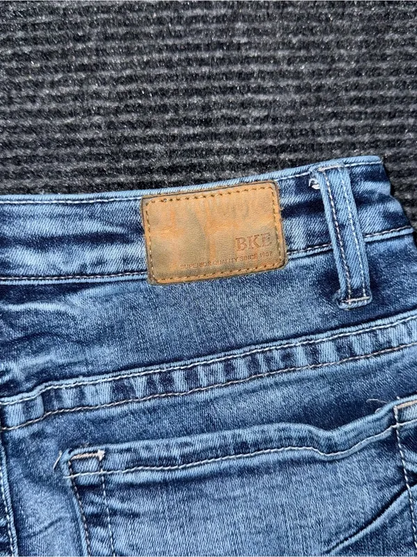 Buckle BKE Stella Mid Rise Slim Fit Bootcut Jeans Sz 25 x 28.5 SHORT flaw - Image 10